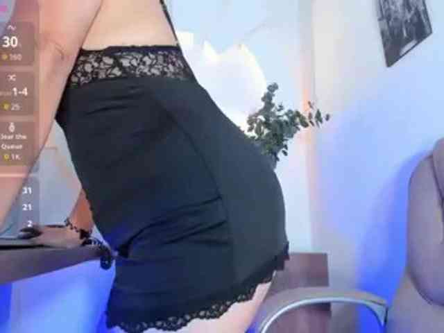 ZoeDivine webcam