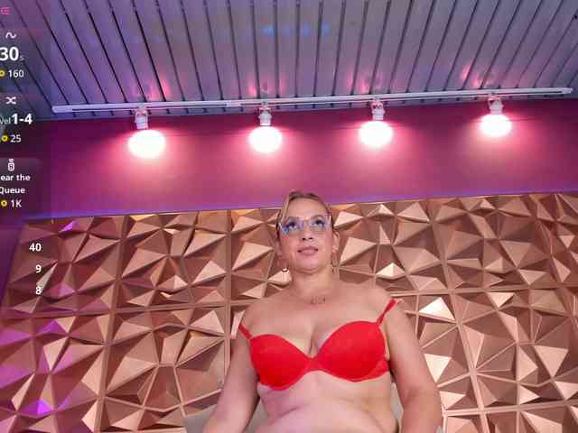ZoeDivine webcam