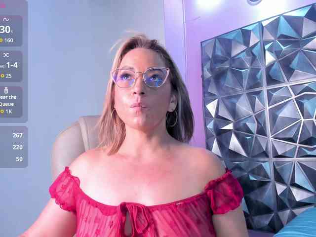 ZoeDivine webcam