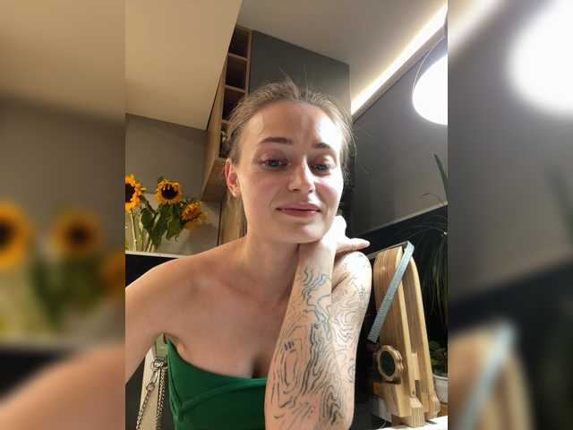 go to chat with LunaStitch3