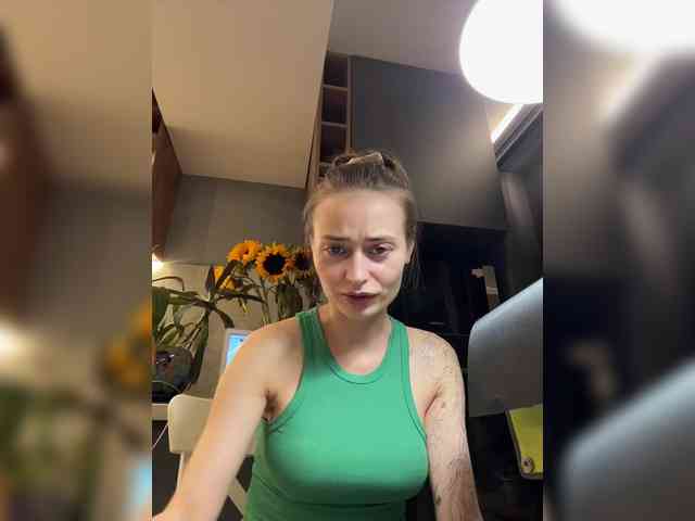 LunaStitch3 Live Webcam on BongaCams