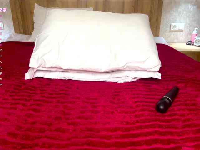RoseannKha webcam