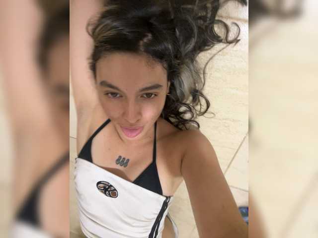 KittySweet live cam on BongaCams