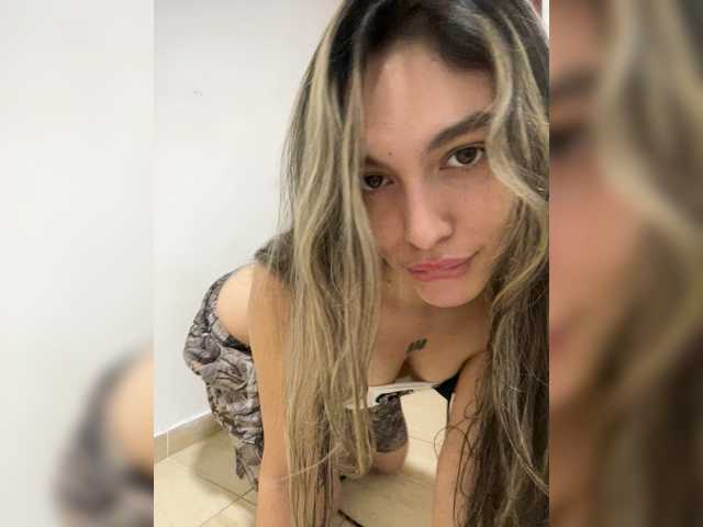 KittySweet live cam on BongaCams