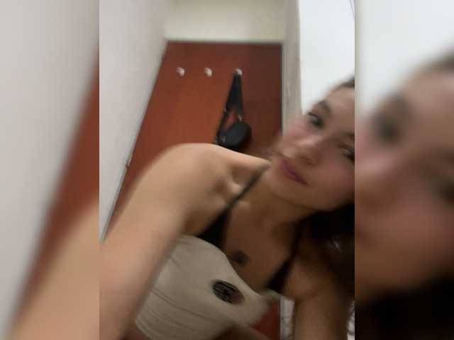 KittySweet live cam on BongaCams