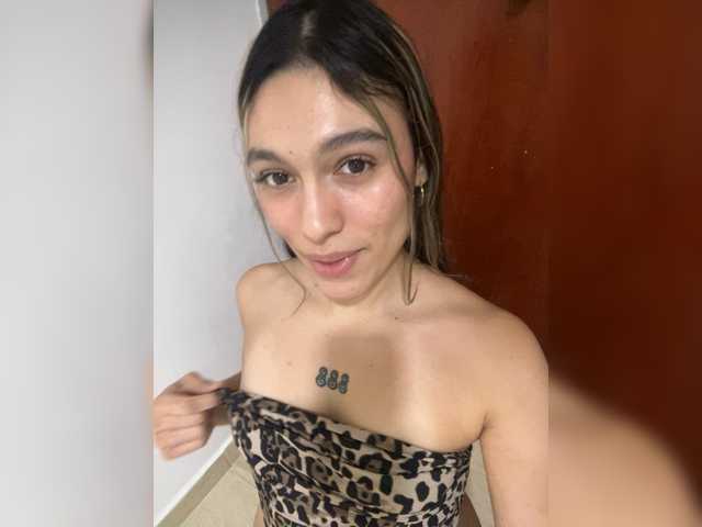 KittySweet live cam on BongaCams
