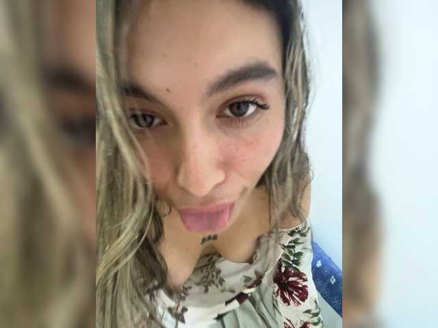 KittySweet live cam on BongaCams