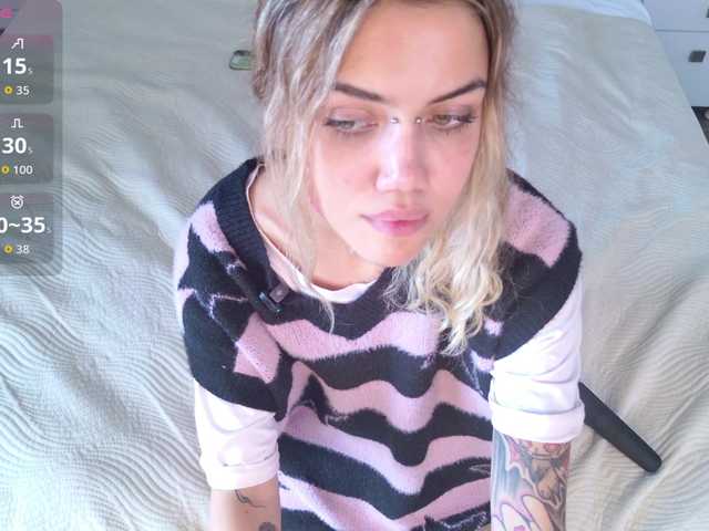 MireyaStone live cam on BongaCams