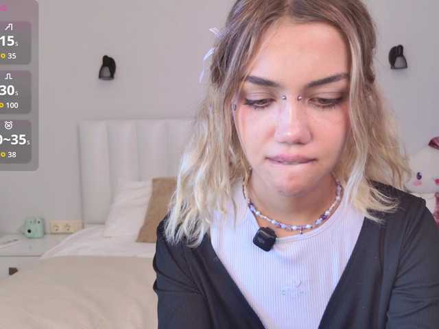 MireyaStone live cam on BongaCams