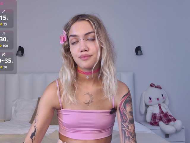 MireyaStone live cam on BongaCams