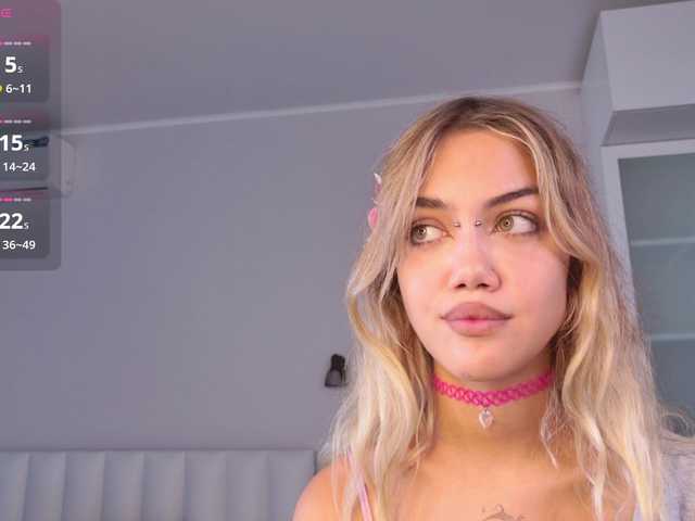 MireyaStone live cam on BongaCams