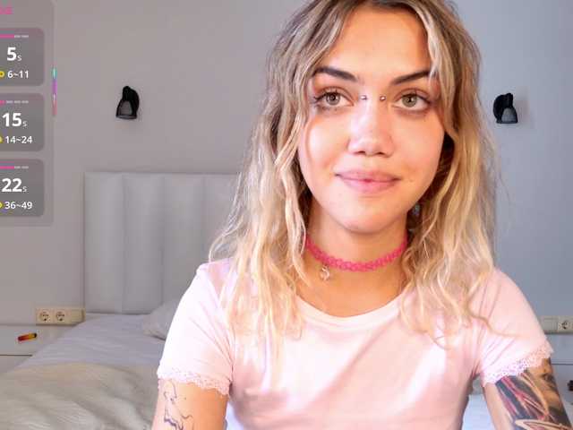 MireyaStone live cam on BongaCams