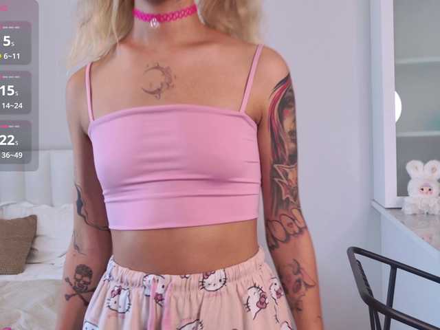 MireyaStone live cam on BongaCams
