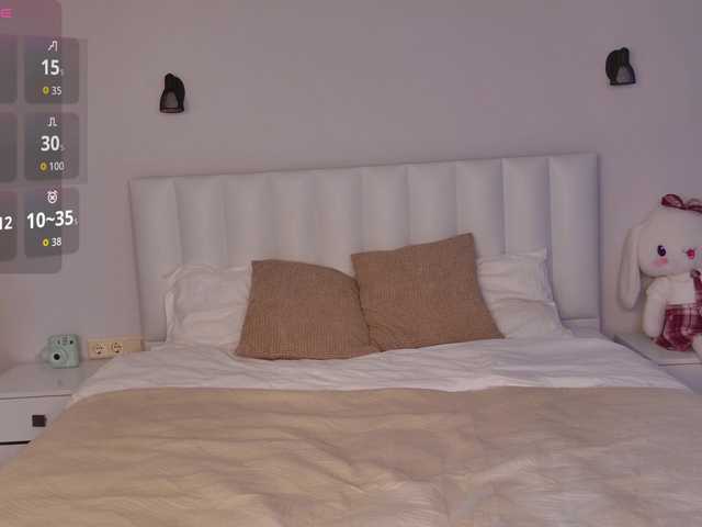 MireyaStone live cam on BongaCams
