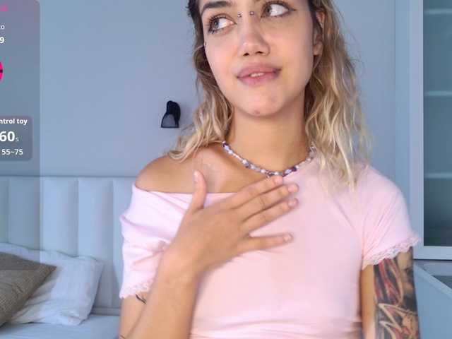 MireyaStone live cam on BongaCams