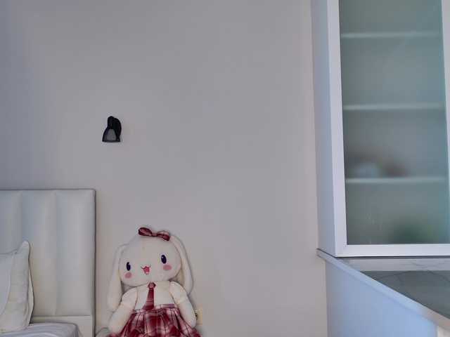 MireyaStone live cam on BongaCams