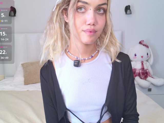 MireyaStone live cam on BongaCams