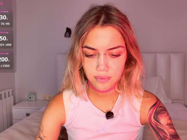 MireyaStone live cam on BongaCams