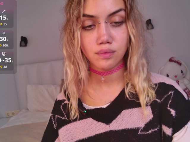 MireyaStone live cam on BongaCams
