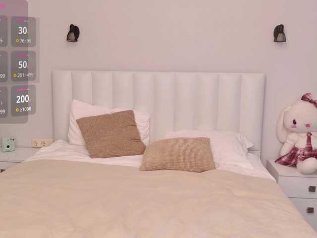 MireyaStone live cam on BongaCams