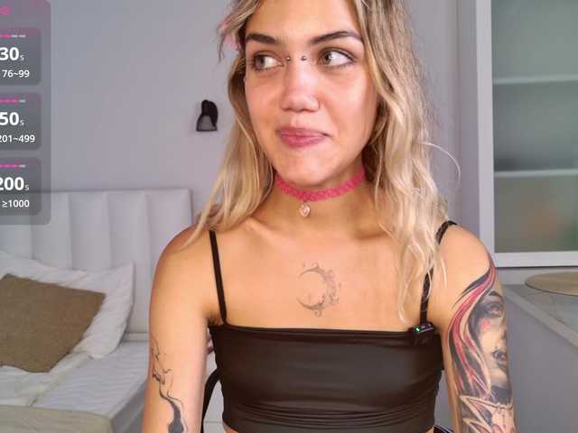 MireyaStone live cam on BongaCams