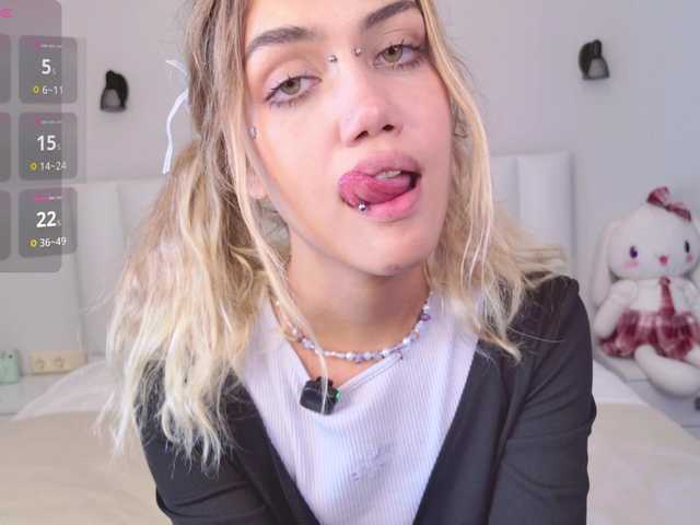 MireyaStone live cam on BongaCams