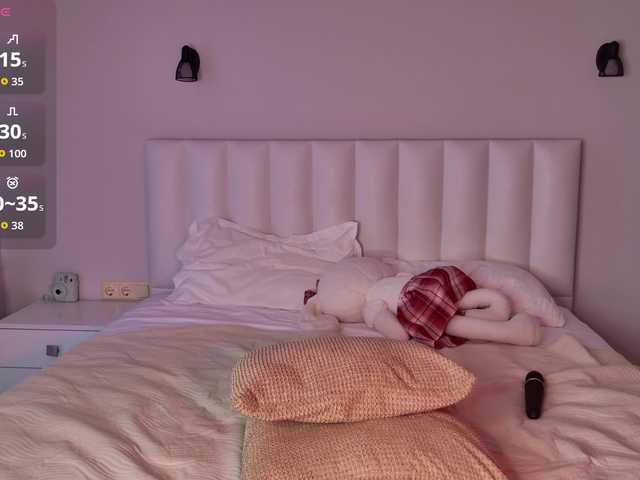 MireyaStone live cam on BongaCams