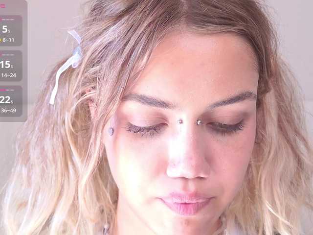 MireyaStone live cam on BongaCams
