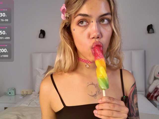 MireyaStone live cam on BongaCams