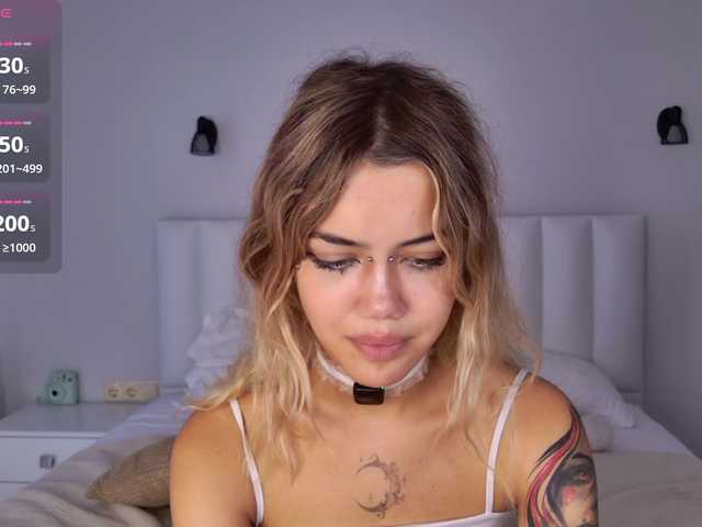 MireyaStone live cam on BongaCams