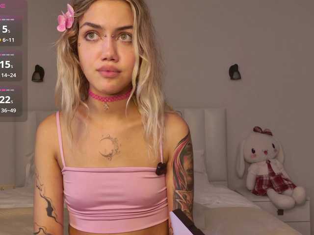 MireyaStone live cam on BongaCams