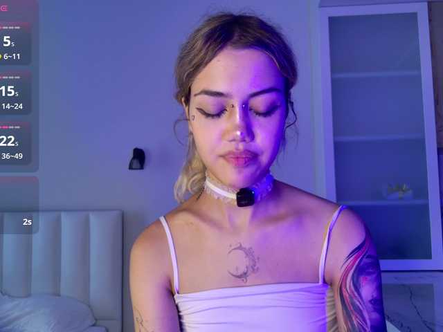 MireyaStone live cam on BongaCams