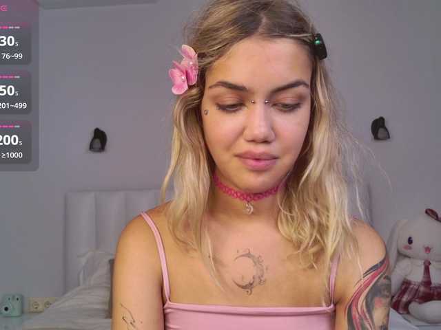 MireyaStone live cam on BongaCams