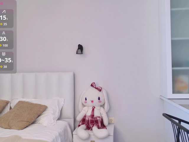 MireyaStone live cam on BongaCams