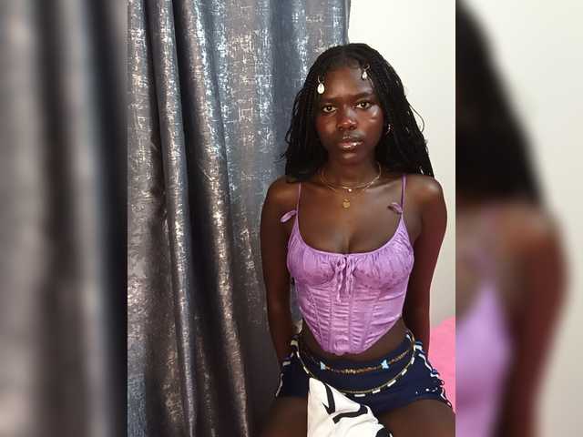 Keysha-117 live cam on BongaCams