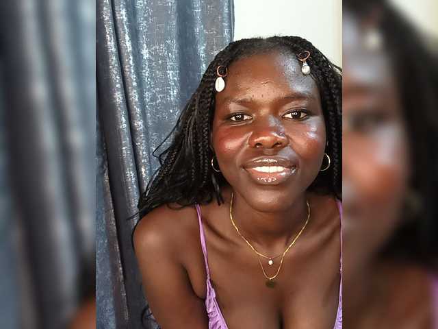 Keysha-117 live cam on BongaCams