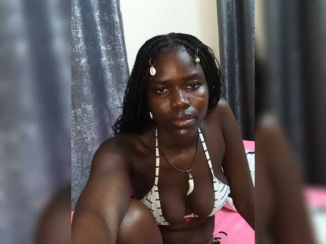 Keysha-117 live cam on BongaCams