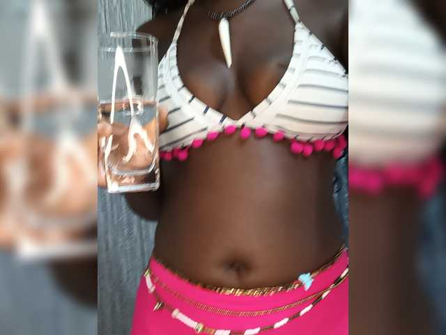 Keysha-117 live cam on BongaCams