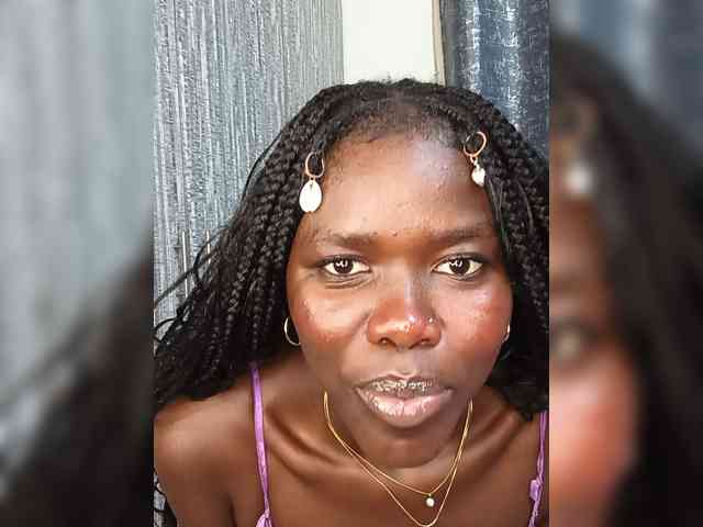Keysha-117 webcam