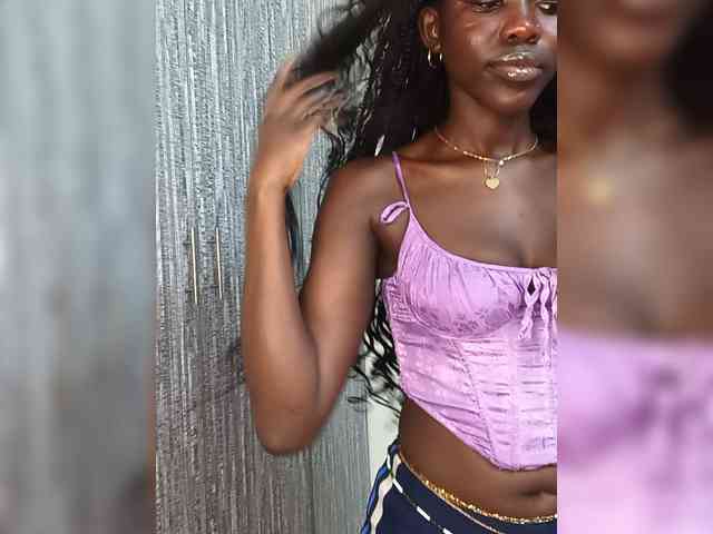 Keysha-117 webcam