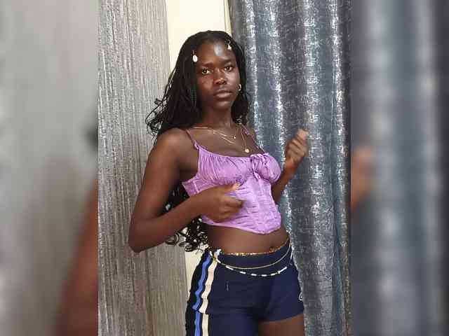 Keysha-117 webcam