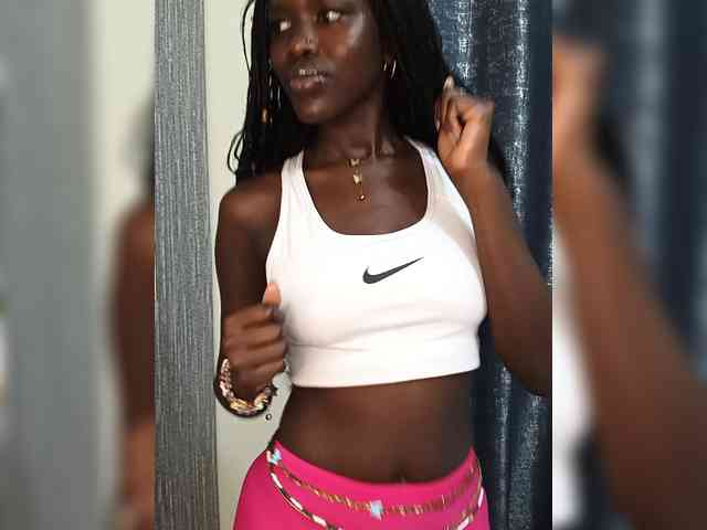 Keysha-117 webcam