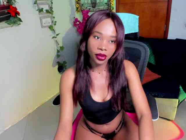 Alexa-Davis webcam