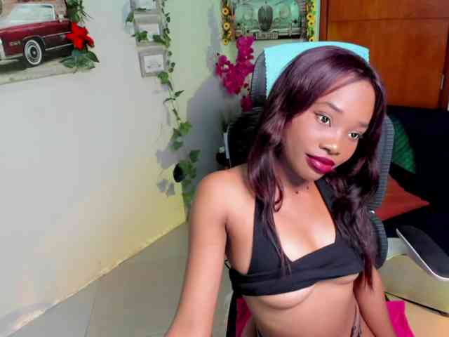 Alexa-Davis webcam