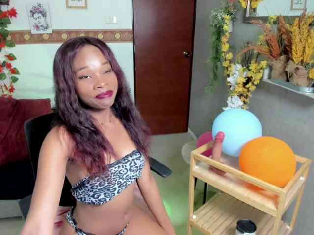 Alexa-Davis webcam