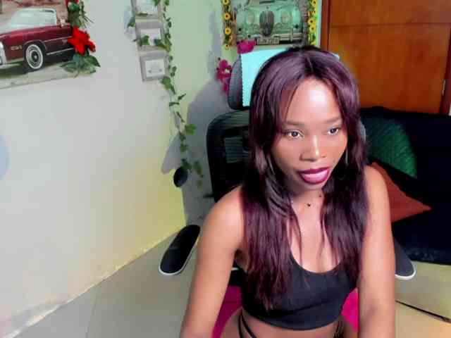 Alexa-Davis webcam