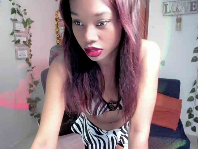 Alexa-Davis webcam