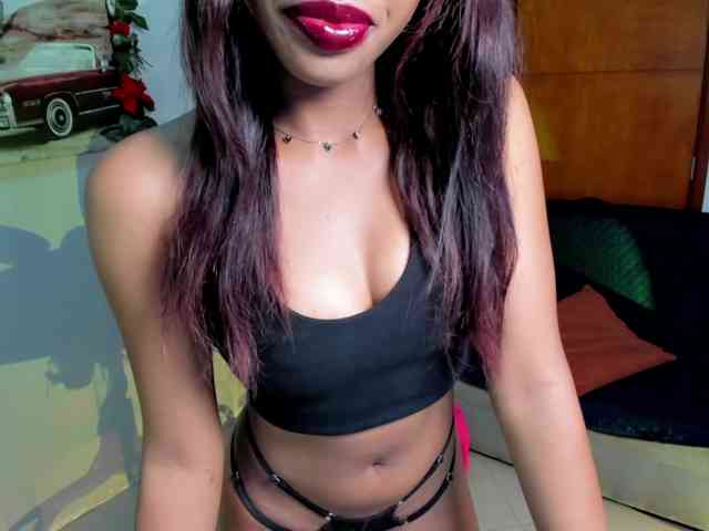 Alexa-Davis webcam