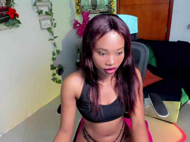 Alexa-Davis webcam