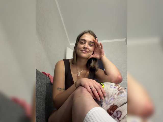 Katya182 live cam on BongaCams